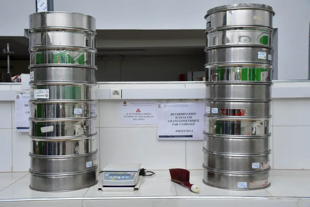 Essais de Sol et de Granulats