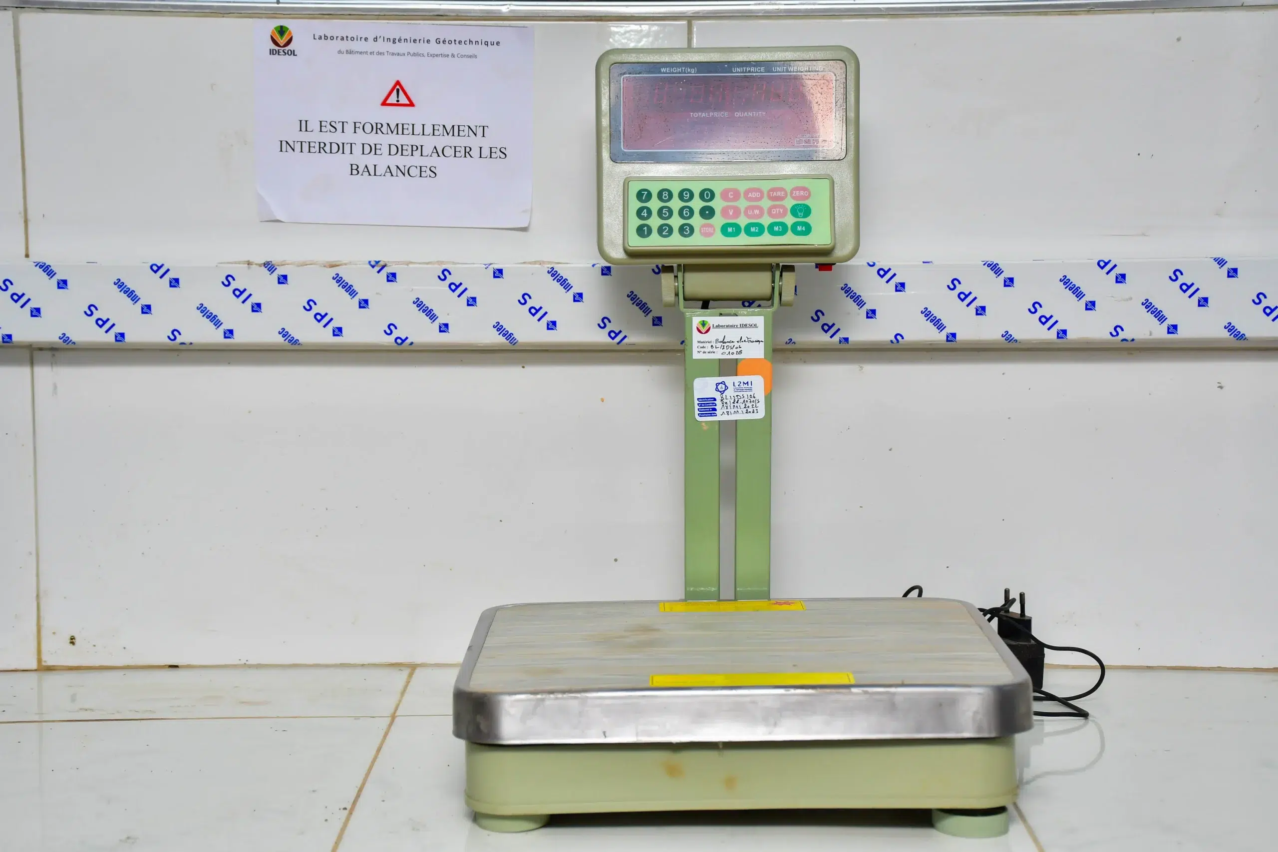 Balances électroniques