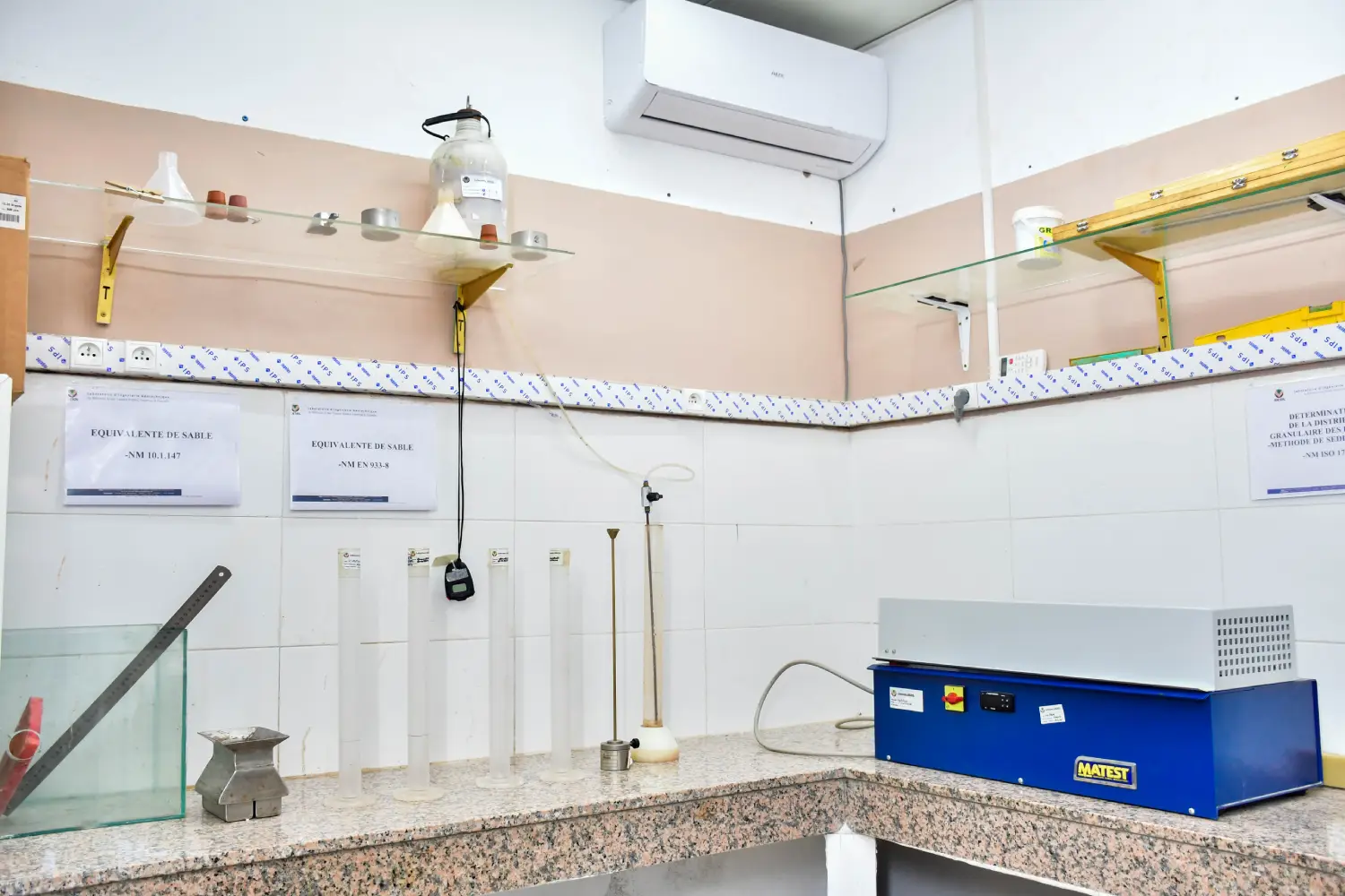 Essais de Sol et de Granulats